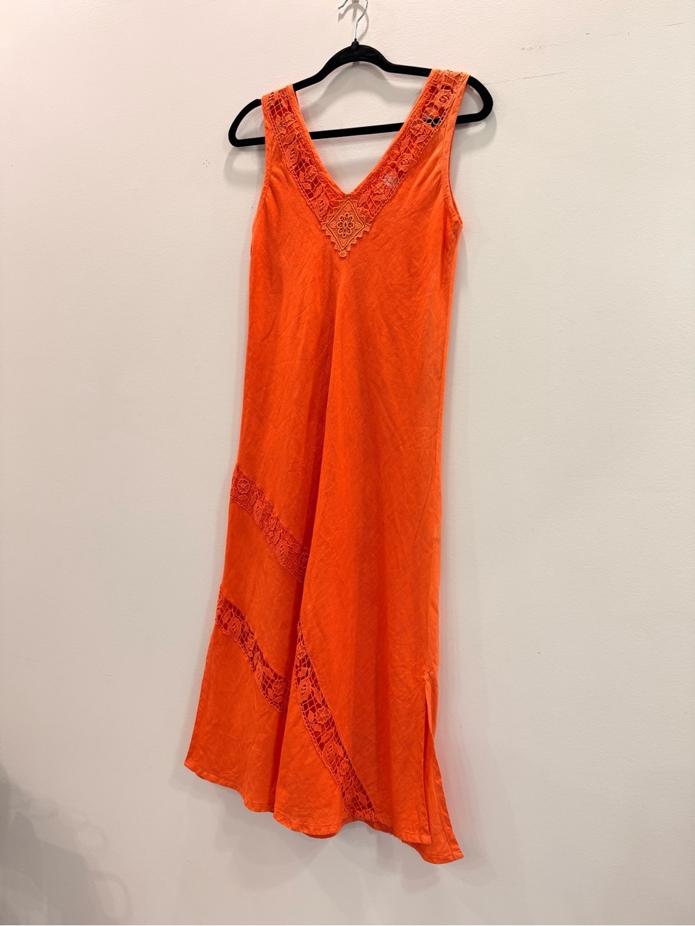 Sleeveless V-Neck Lace-Trim Midi Dress in Orange